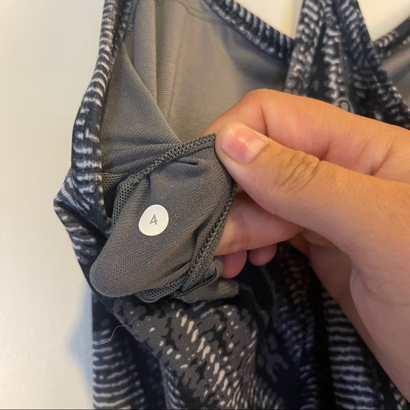 SOLD - Pattern Lululemon Grey Tank - Picture 4 of 4